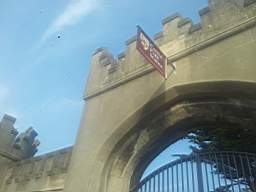 castlepark gate - 10485.jpg